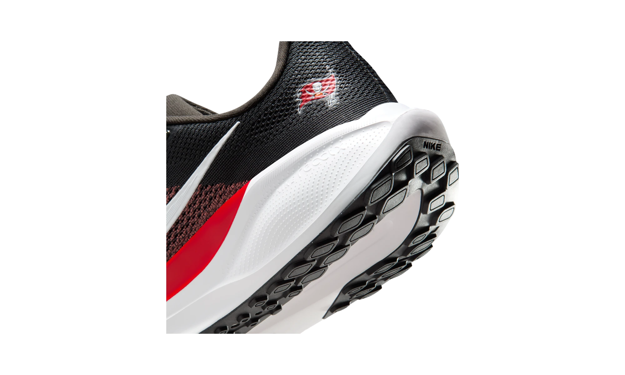 Nike Air Zoom Pegasus 41 Tampa Bay Buccaneers (2025)