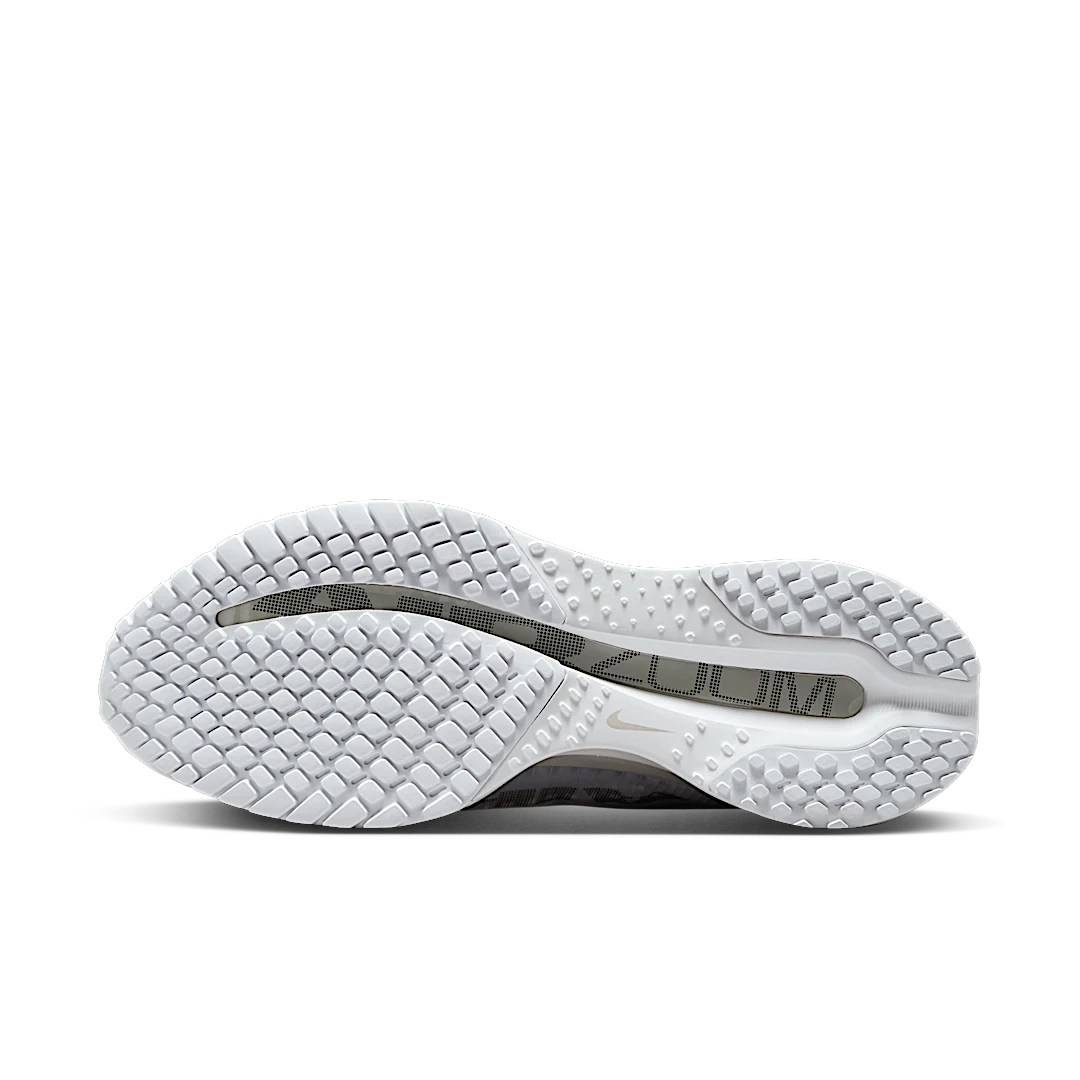 Nike Air Zoom Pegasus Premium White Metallic Silver, White/Metallic Silver/Metallic Silver (HQ2592-102)