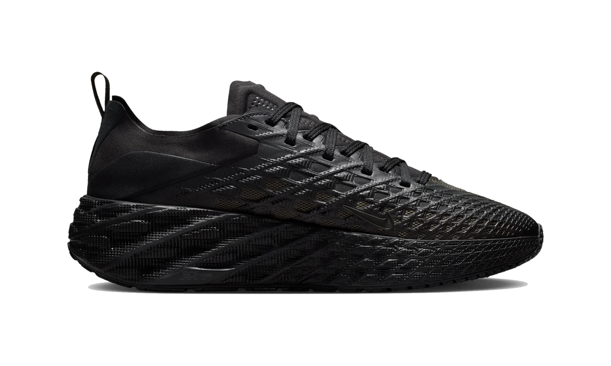 Nike Ava Edge Black Newsprint