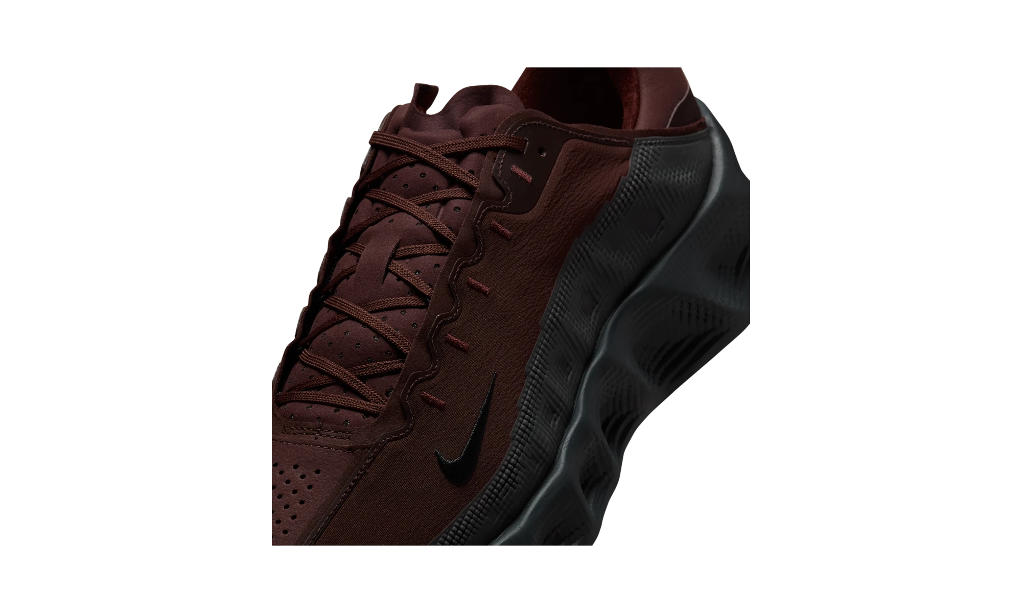 Nike Ava Rover Earth Black