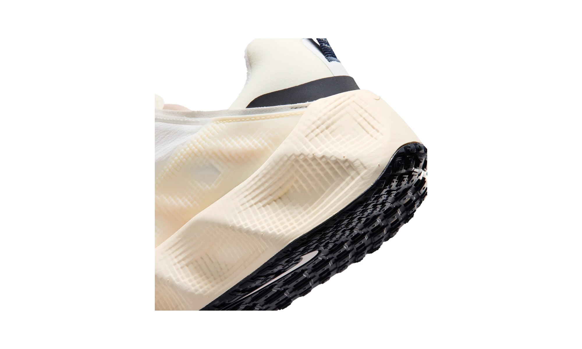 Nike Ava Rover Summit White Dark Obsidian