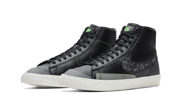 Nike Blazer Mid '77 Vintage Black Light Bone