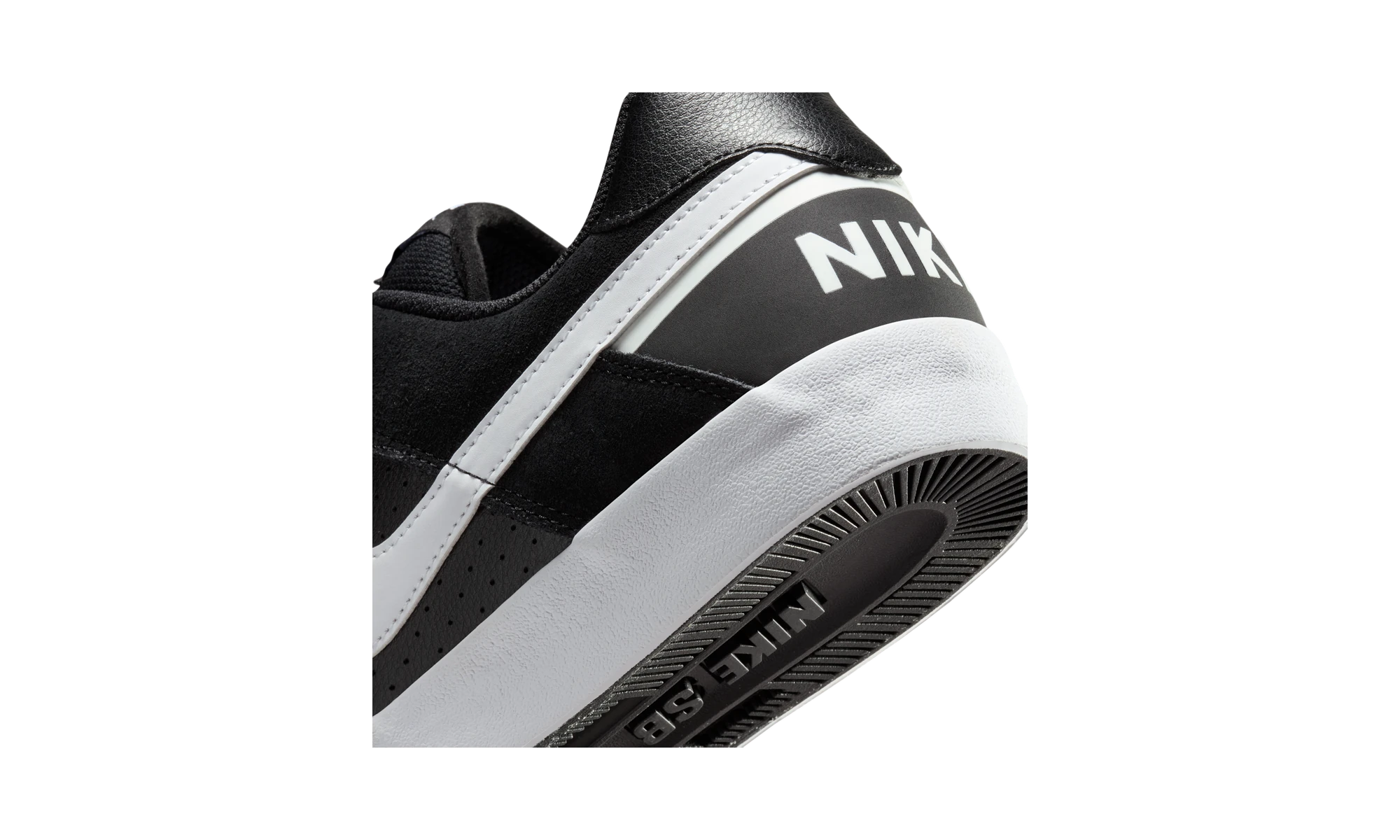 Nike Delta Force Vulc SB Black White