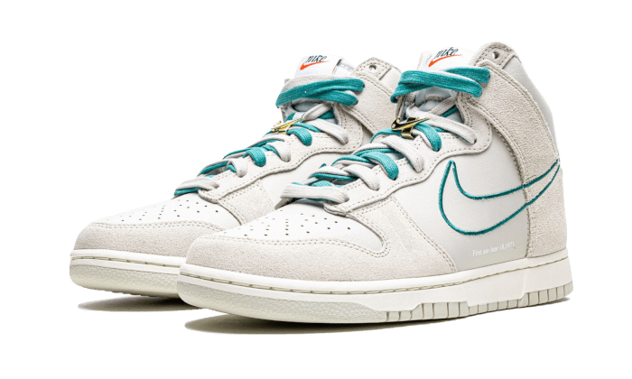 Nike Dunk High First Use Sail, Light Bone/Light Bone/Sail/Green Noise (DH0960-001)