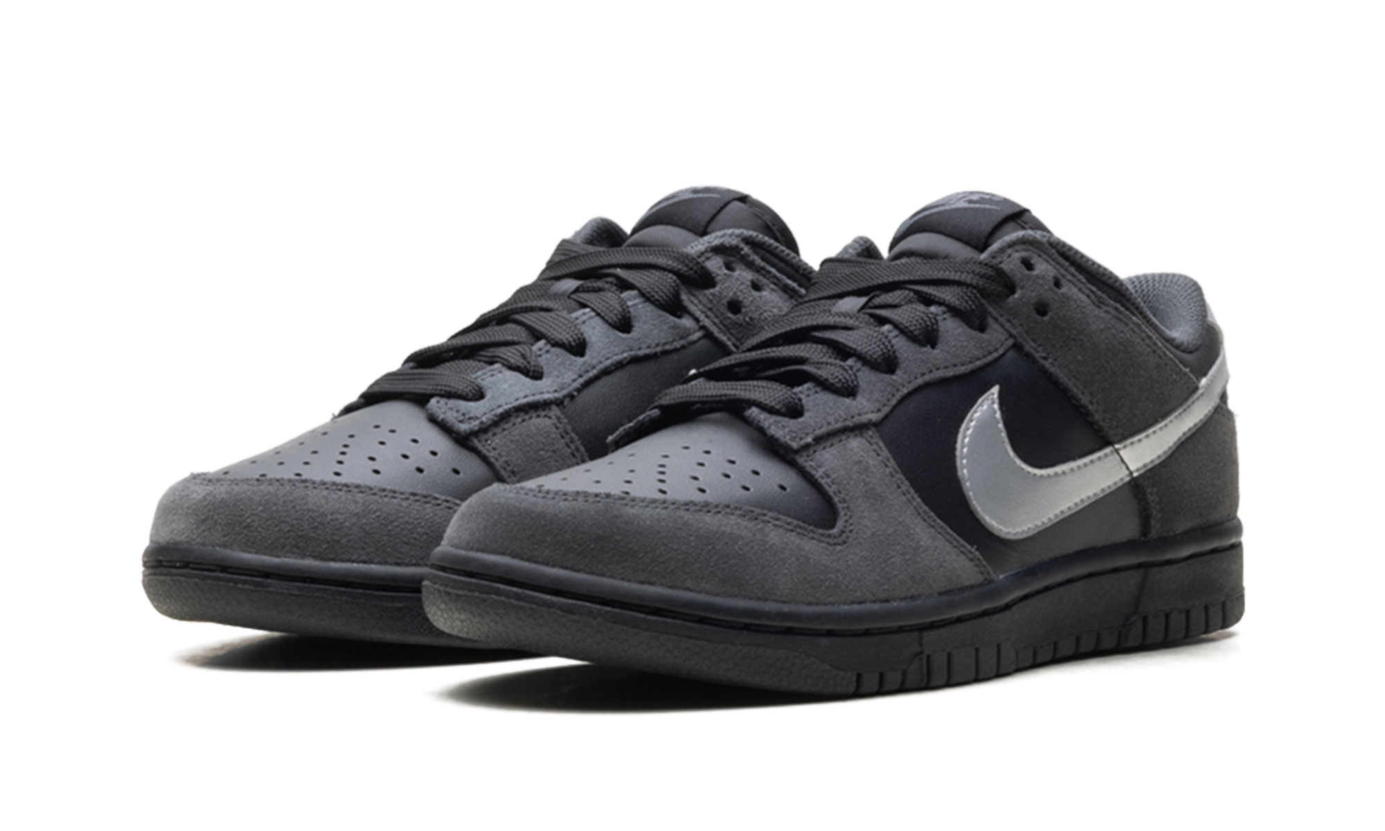 Nike Dunk Low Black Anthracite Silver