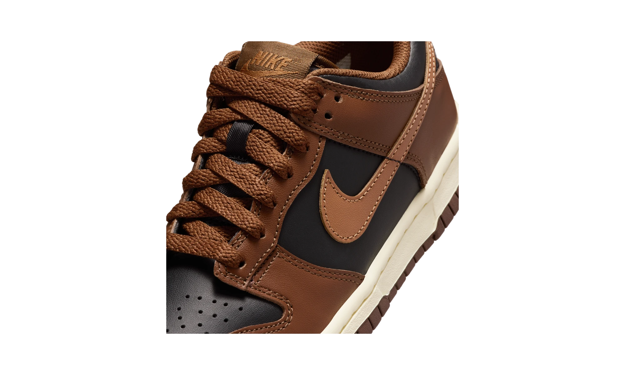 Nike Dunk Low Brown Black