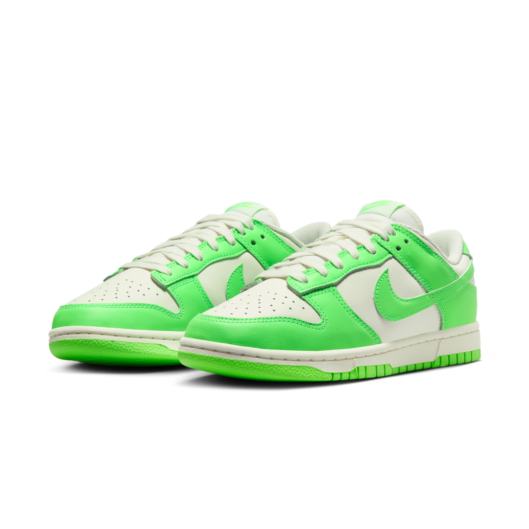 Nike Dunk Low Green Strike