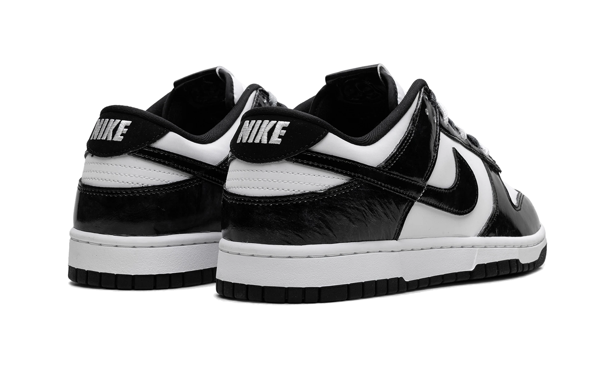 Nike Dunk Low SE Panda
