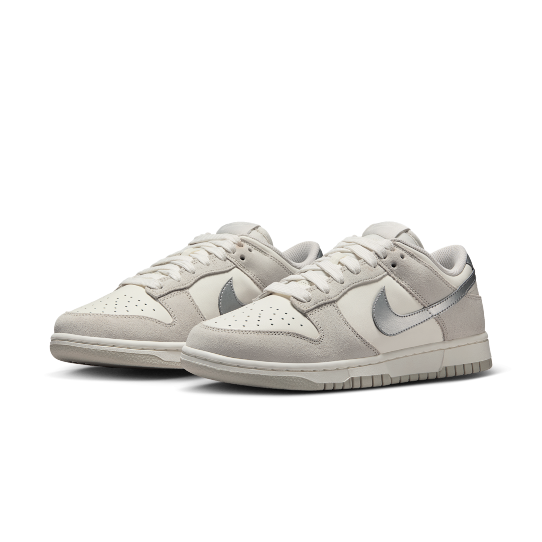 Nike Dunk Low Silver Swoosh - Sneak