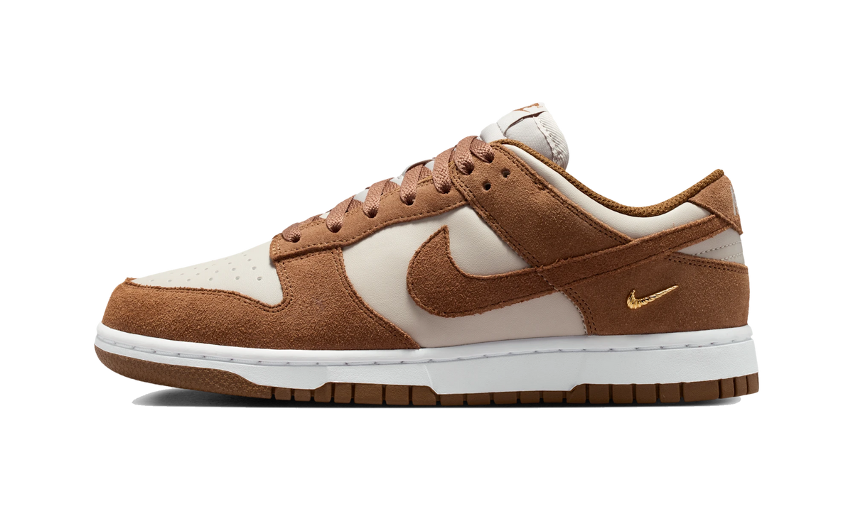 Nike Dunk Low Suede Light British Tan Cream