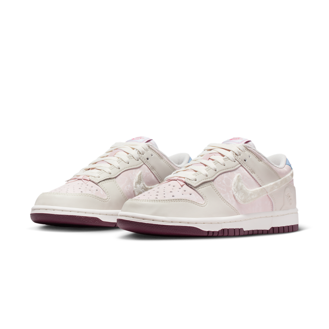 Nike Dunk Low Valentine's Day (2026)