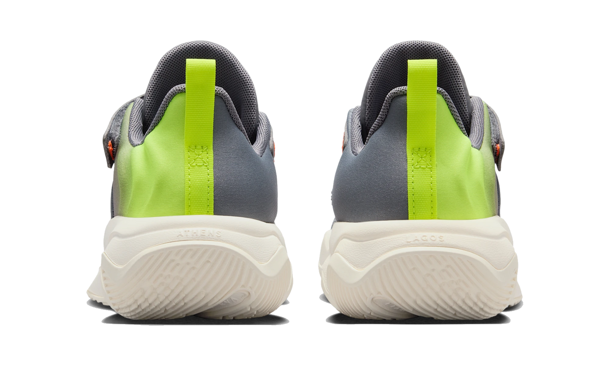 Nike Giannis Immortality 4 PS Dark Raisin Total Crimson Volt