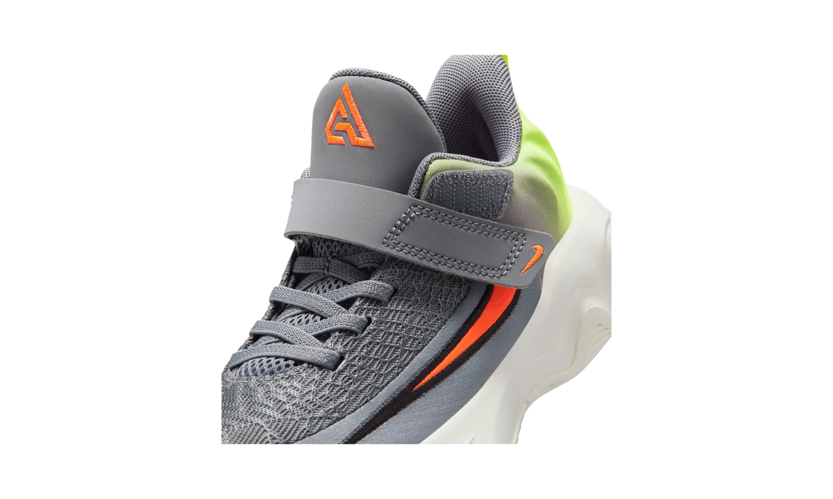 Nike Giannis Immortality 4 PS Dark Raisin Total Crimson Volt