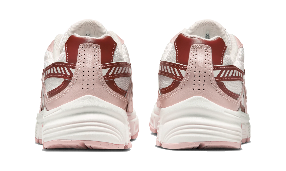 Nike Initiator Red Sepia Echo Pink