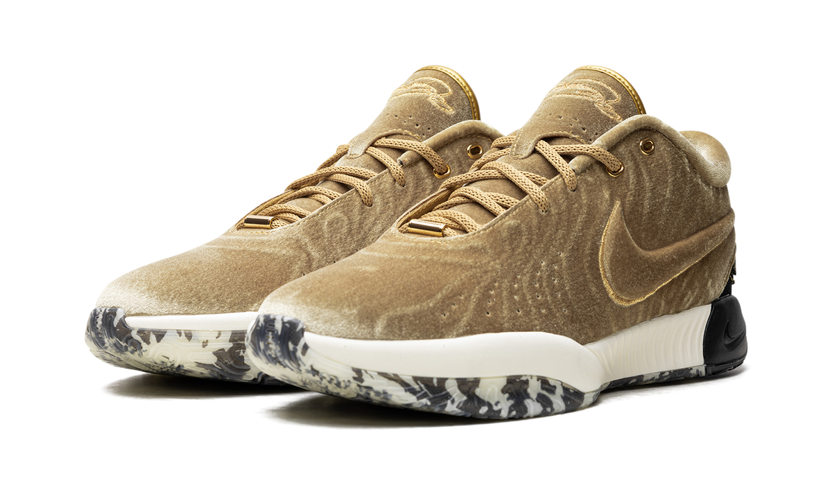 Nike LeBron 21 The Shop Nobility (Marbled Sole)