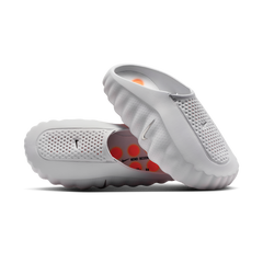 Nike Mind 001