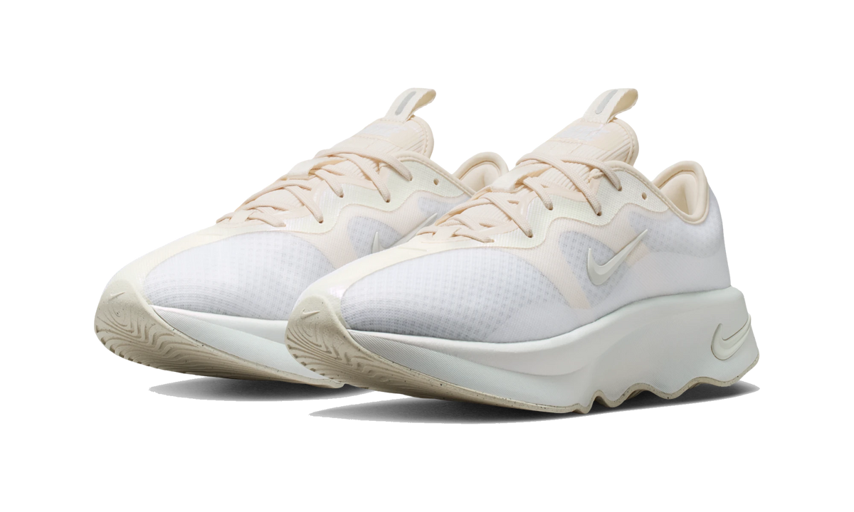 Nike Motiva 2 White Chalk Sail