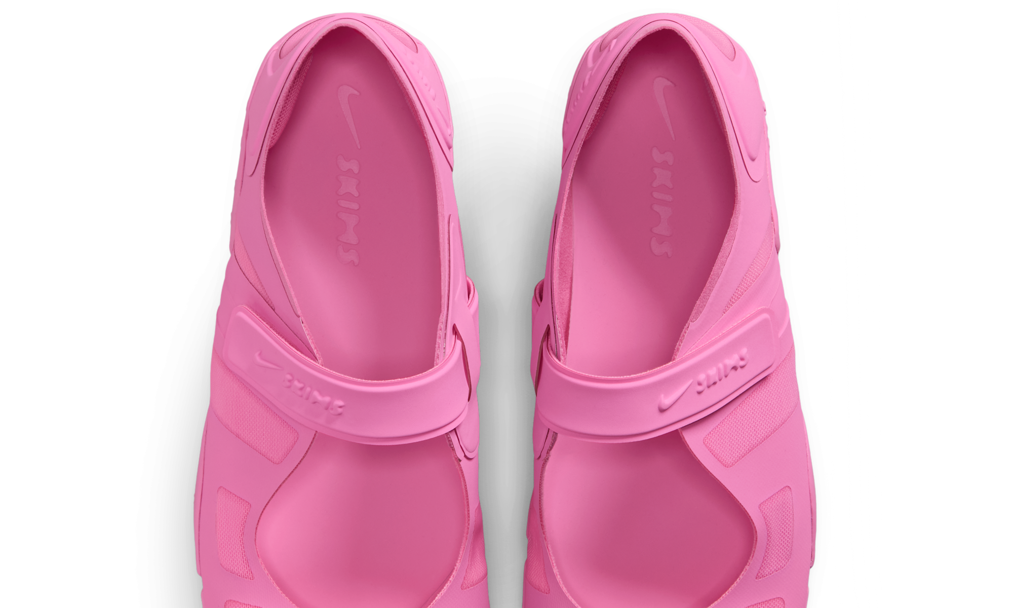 Nike Rift Mesh SKIMS Psychic Pink