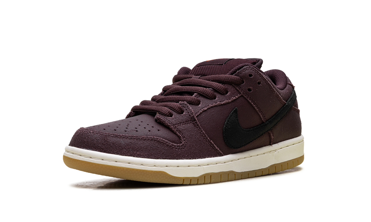 Nike SB Dunk Low Pro Burgundy Crush
