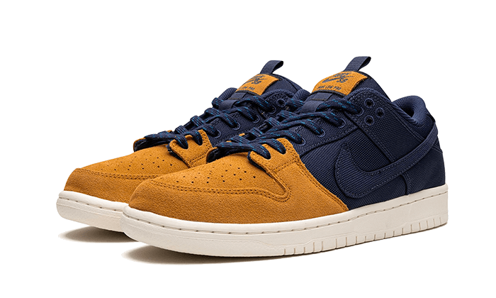 Nike SB Dunk Low Pro PRM 90s Backpack, Midnight Navy/Midnight Navy/Desert Ochre/Sail/Green Abyss/Black (DX6775-400)