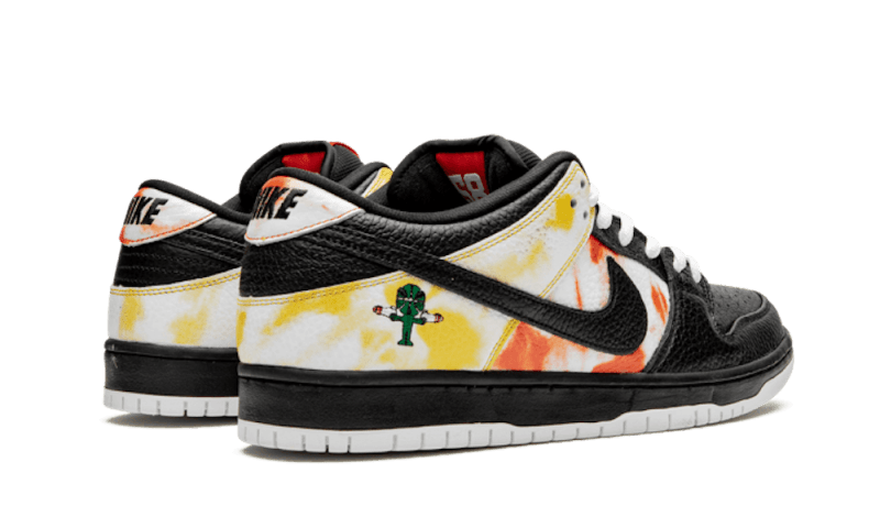 Nike SB Dunk Low Raygun Tie-Dye Black, Black/Black-Orange Flash (BQ6832-001)