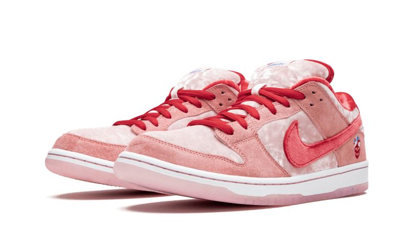 Nike SB Dunk Low StrangeLove Skateboards, Pink/Red-White (CT2552-800)