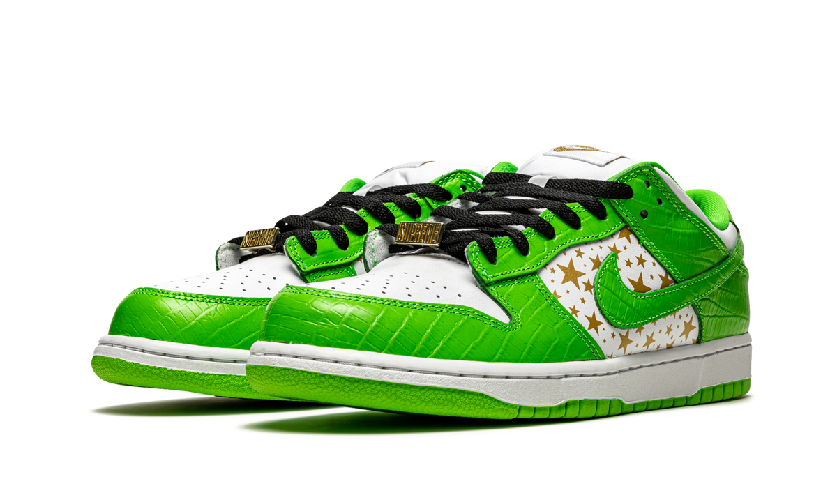 Nike SB Dunk Low Supreme Stars Mean Green (2021)