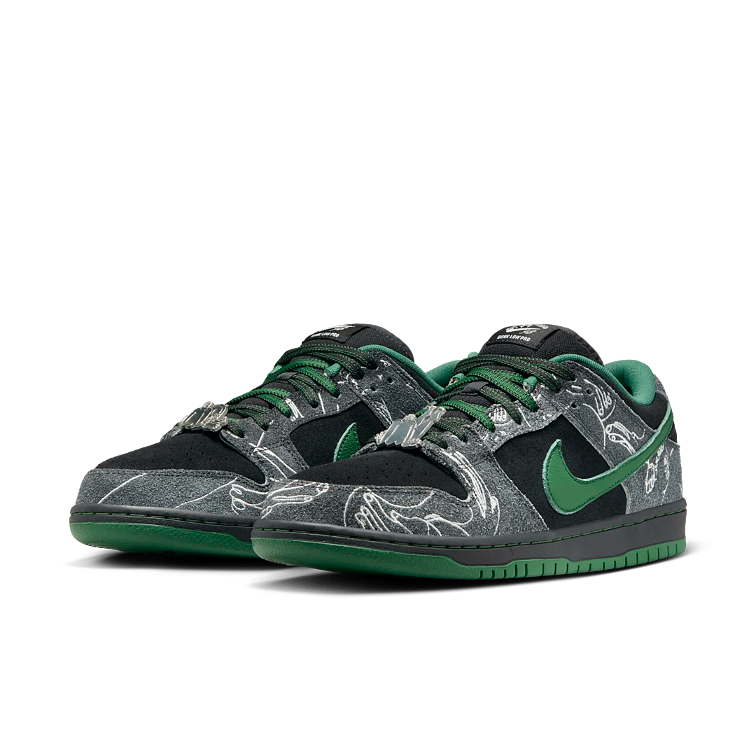 Nike SB Dunk Low There Skateboards, Black/Gorge Green-Summit White (HF7743-001)