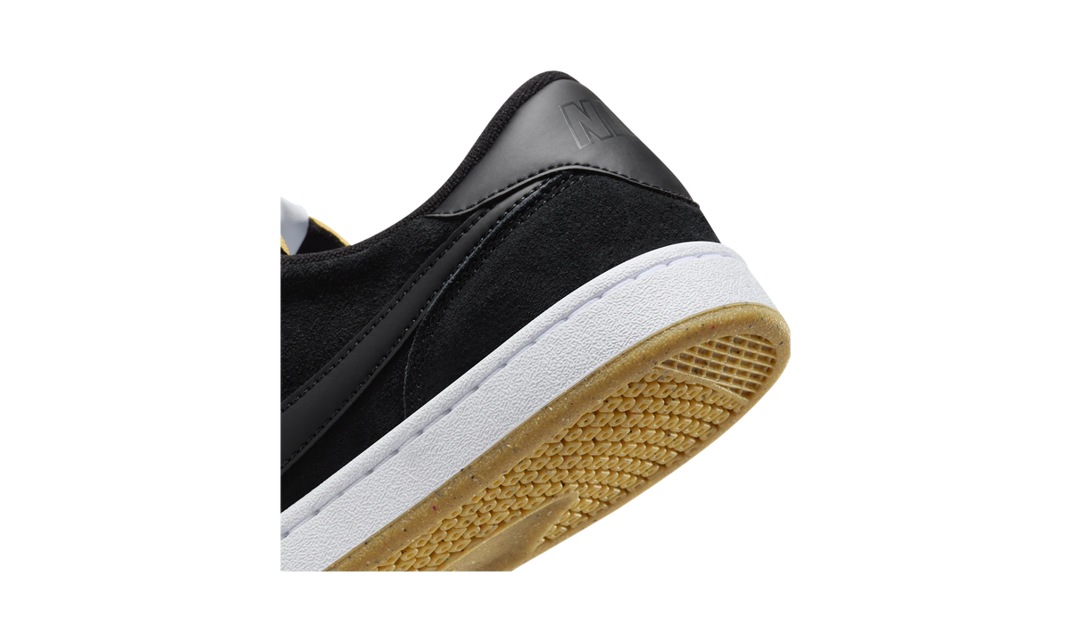 Nike SB FC Classic Black White Vivid Orange