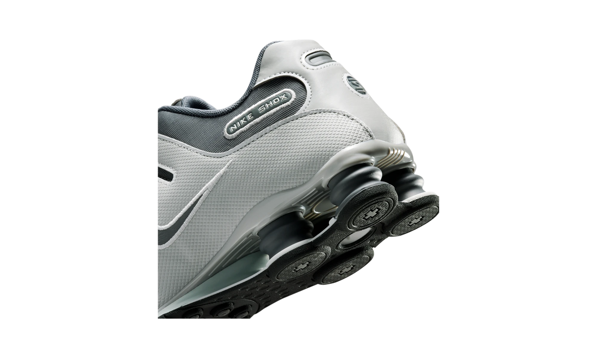 Nike Shox NZ Smoke Grey Fog