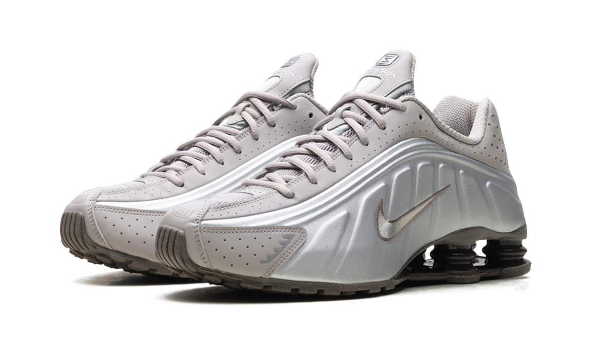 Nike Shox R4 Cave Stone