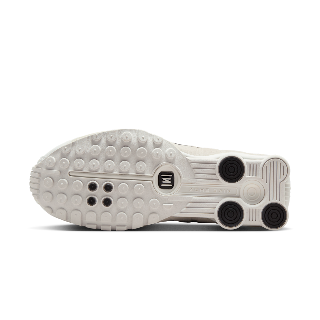 Nike Shox R4 White Black Suede, Summit White/Light Orewood Brown/Black (HQ7739-100)