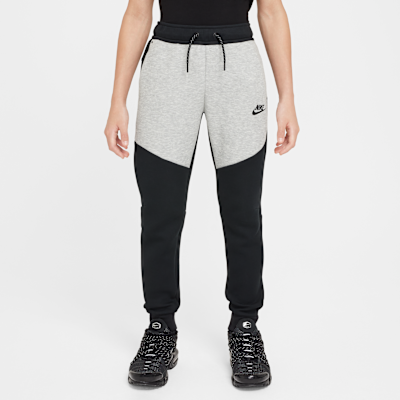 Nike Sportswear Tech Fleece Older Kids' Joggers Black/Dark Grey Heather/Black/Black