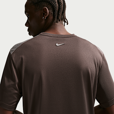 Nike Sportswear Tuned Air Men's Football Shirt Baroque Brown