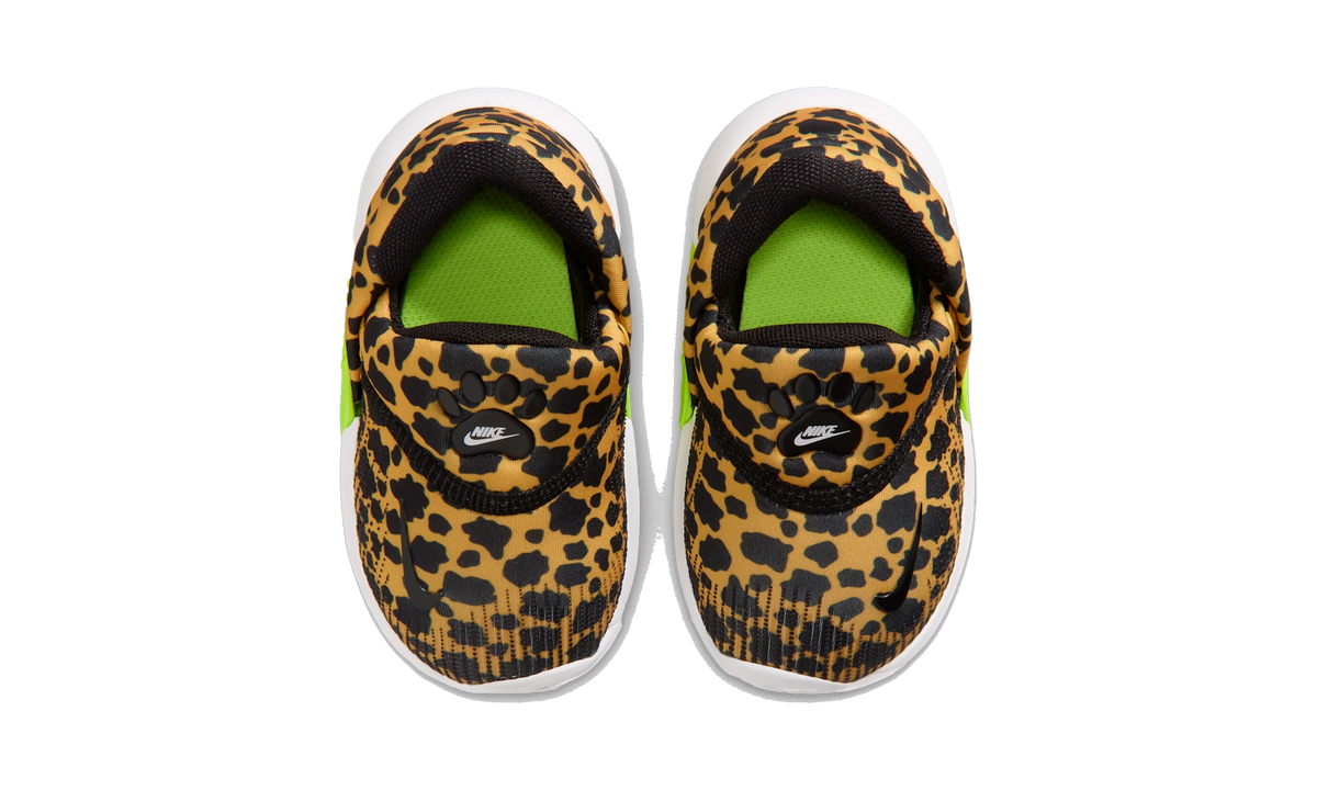 Nike Swoosh Go TD University Gold