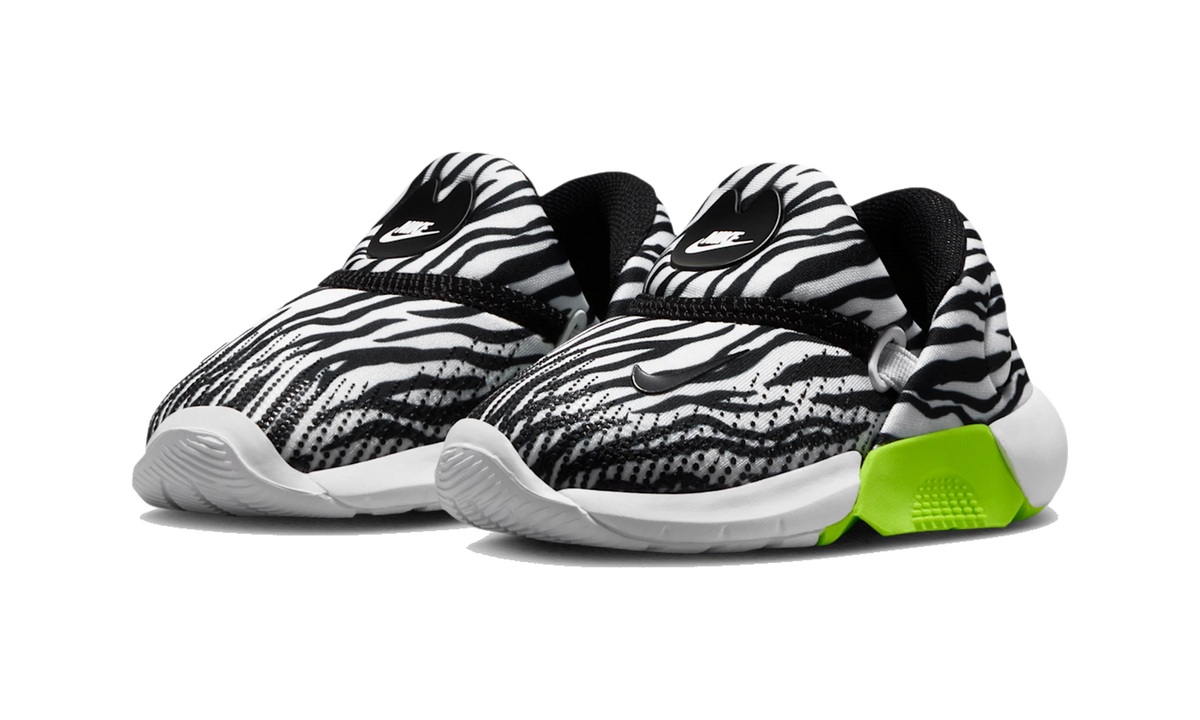 Nike Swoosh Go TD White Volt