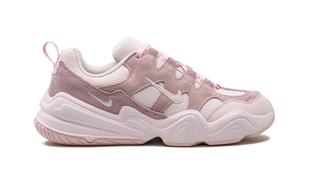 Nike Tech Hera Pearl Pink