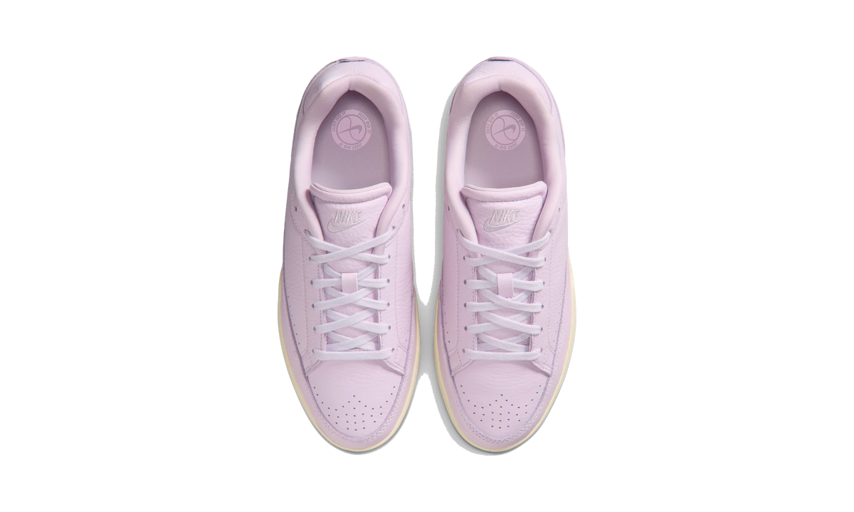 Nike Tennis Centre Bleached Lilac
