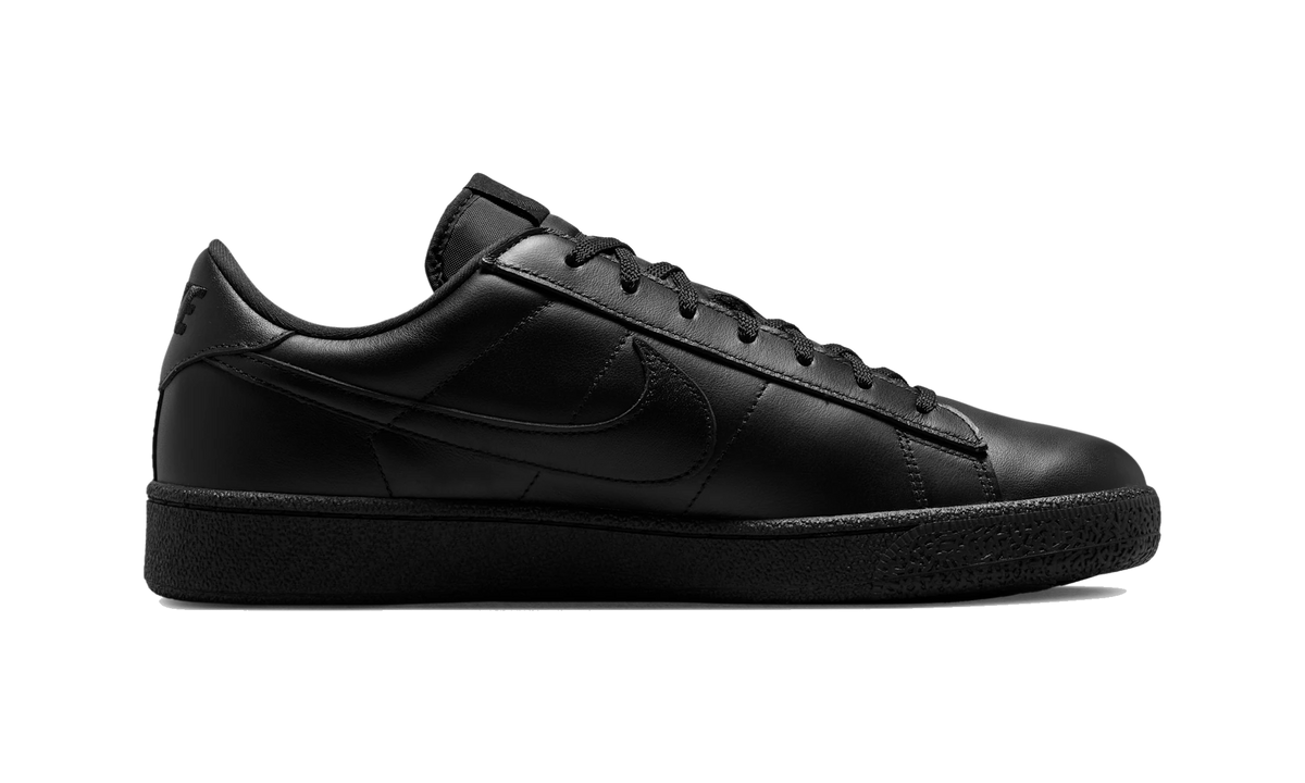 Nike Tennis Classic CS Triple Black