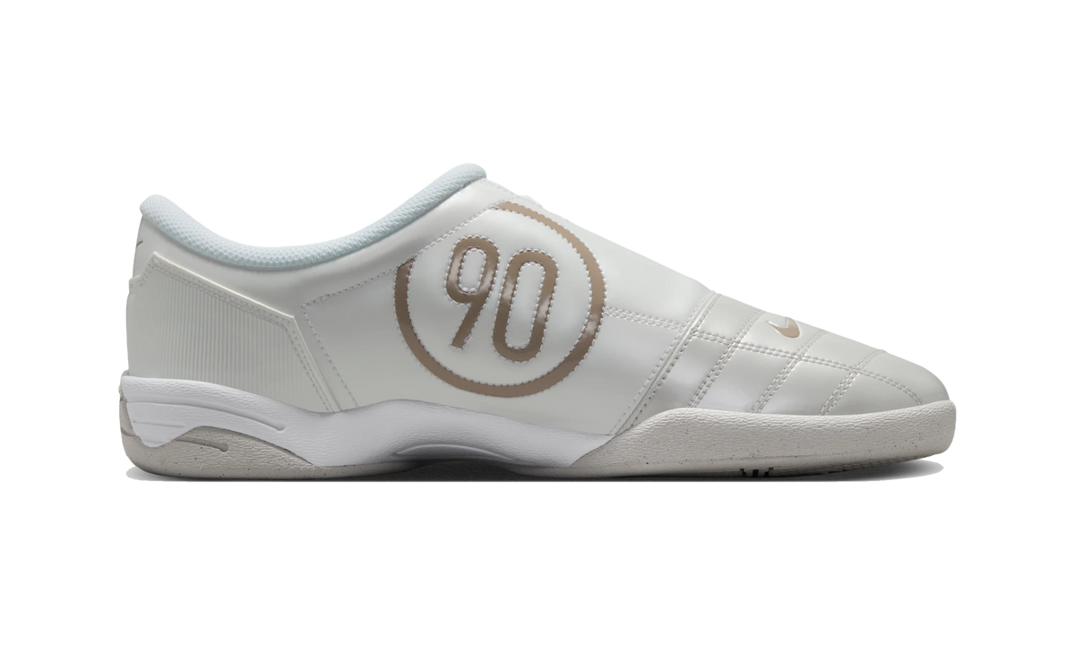 Nike Total 90 3 Photon Dust