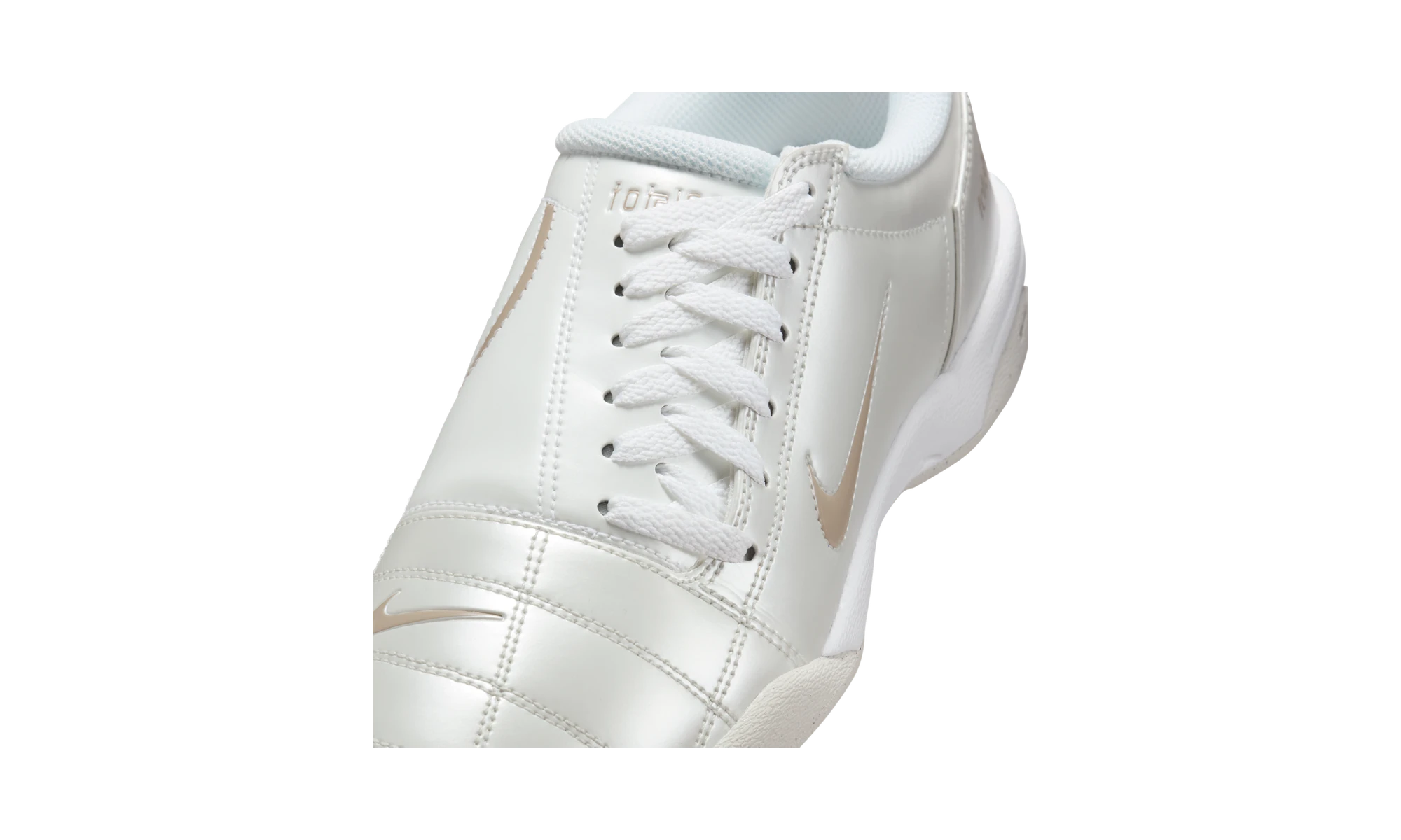Nike Total 90 3 Photon Dust