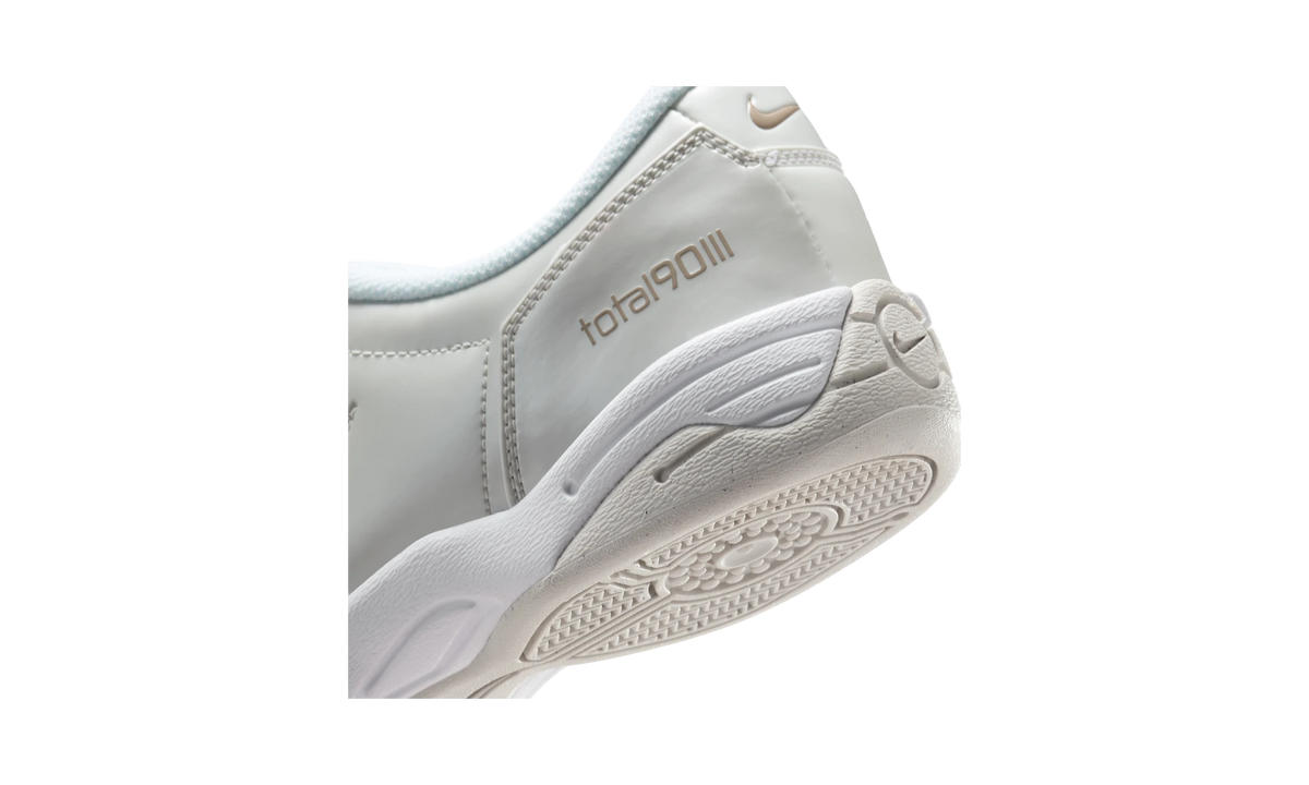 Nike Total 90 3 Photon Dust