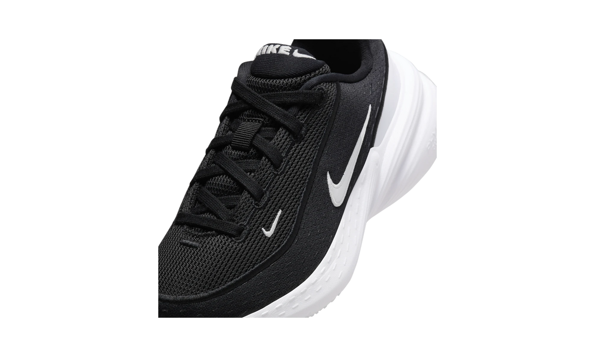 Nike Uplift SC Black White