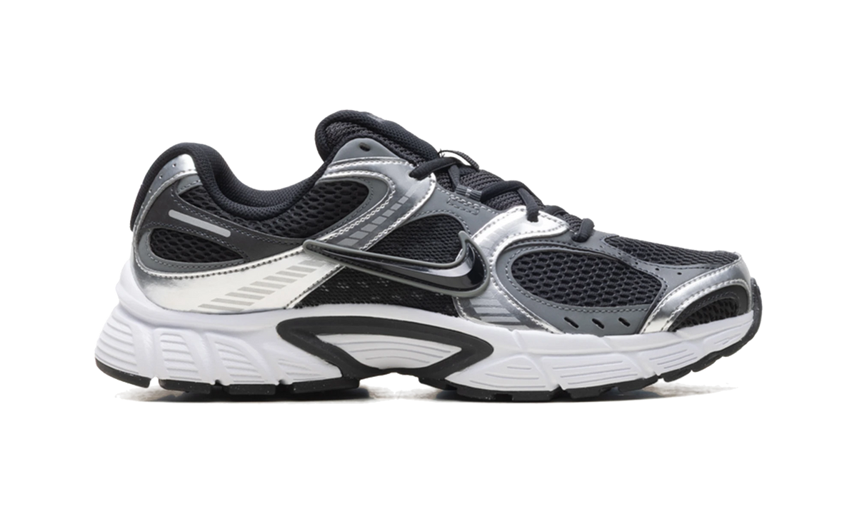 Nike V5 RNR Black Anthracite Smoke Grey