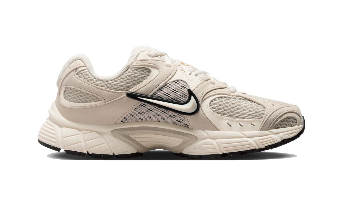 Nike V5 RNR Light Orewood Brown Black Pale Ivory
