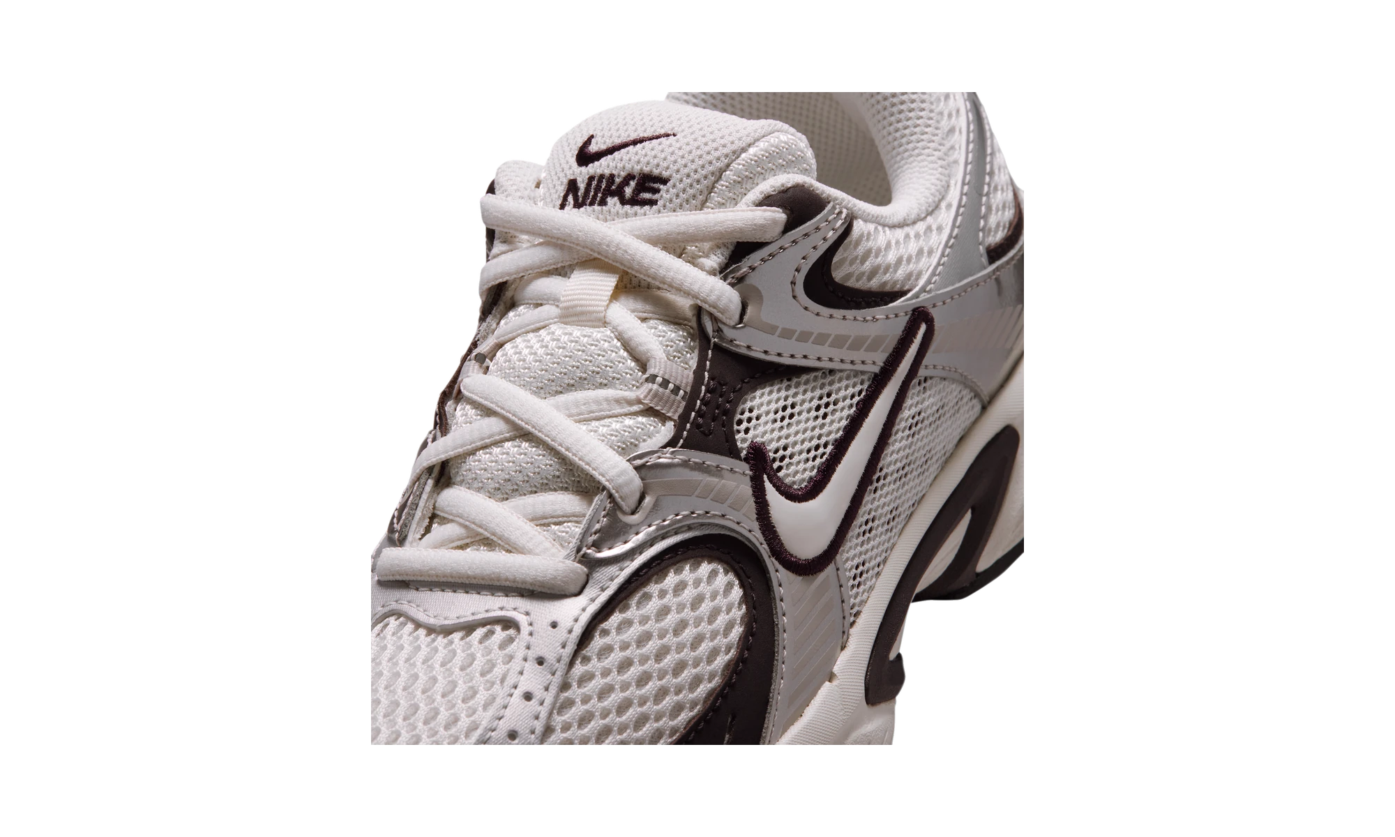 Nike V5 RNR Phantom Burgundy Ash