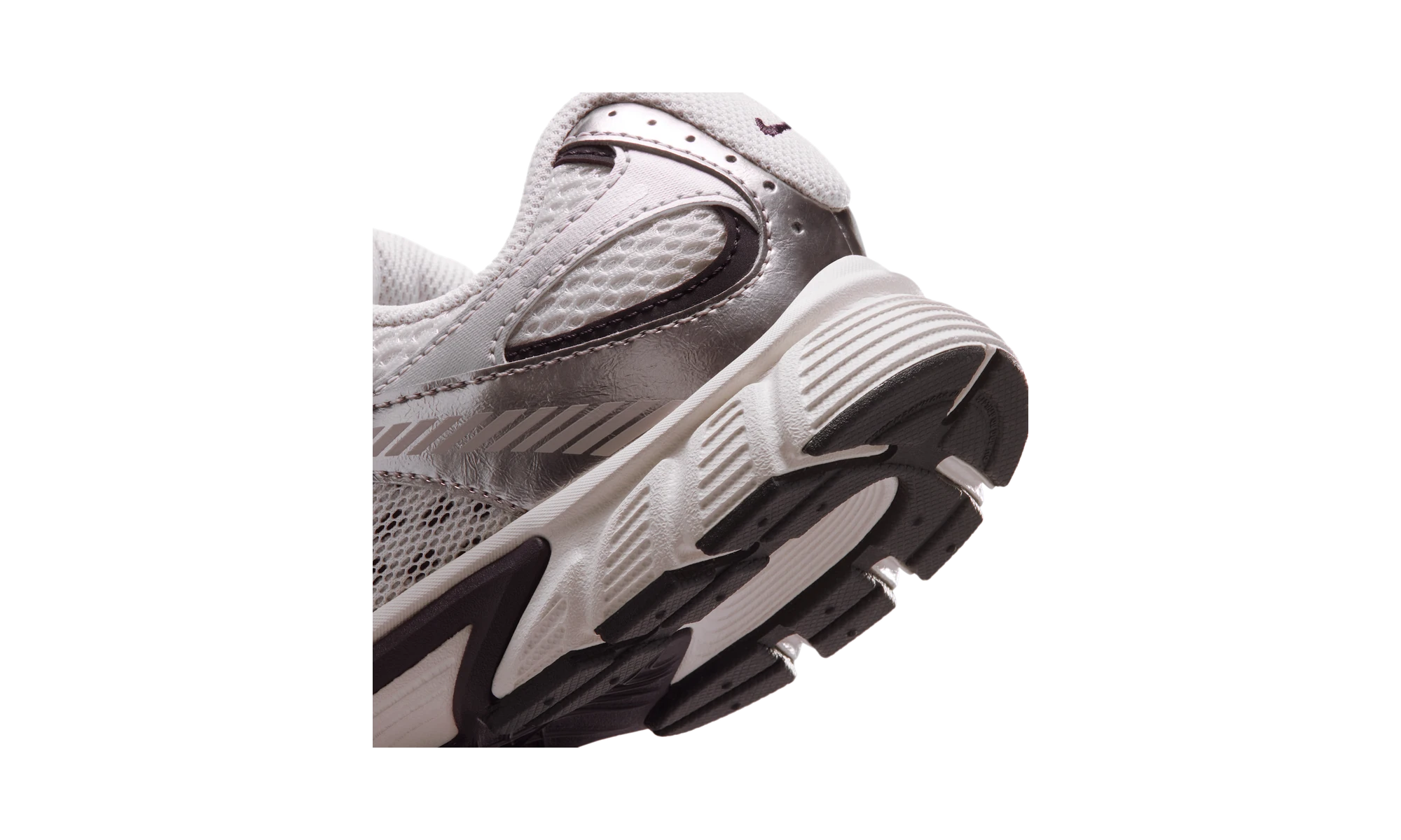 Nike V5 RNR Phantom Burgundy Ash