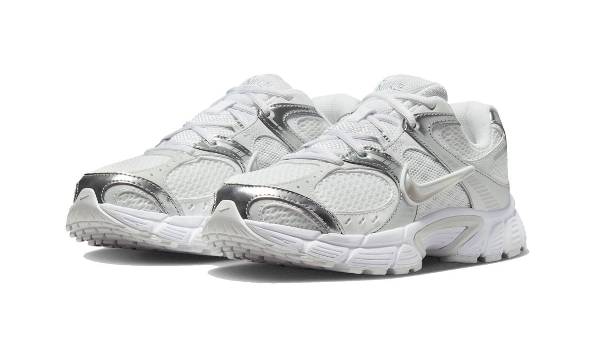 Nike V5 RNR White Metallic Platinum Pure Platinum Metallic Silver