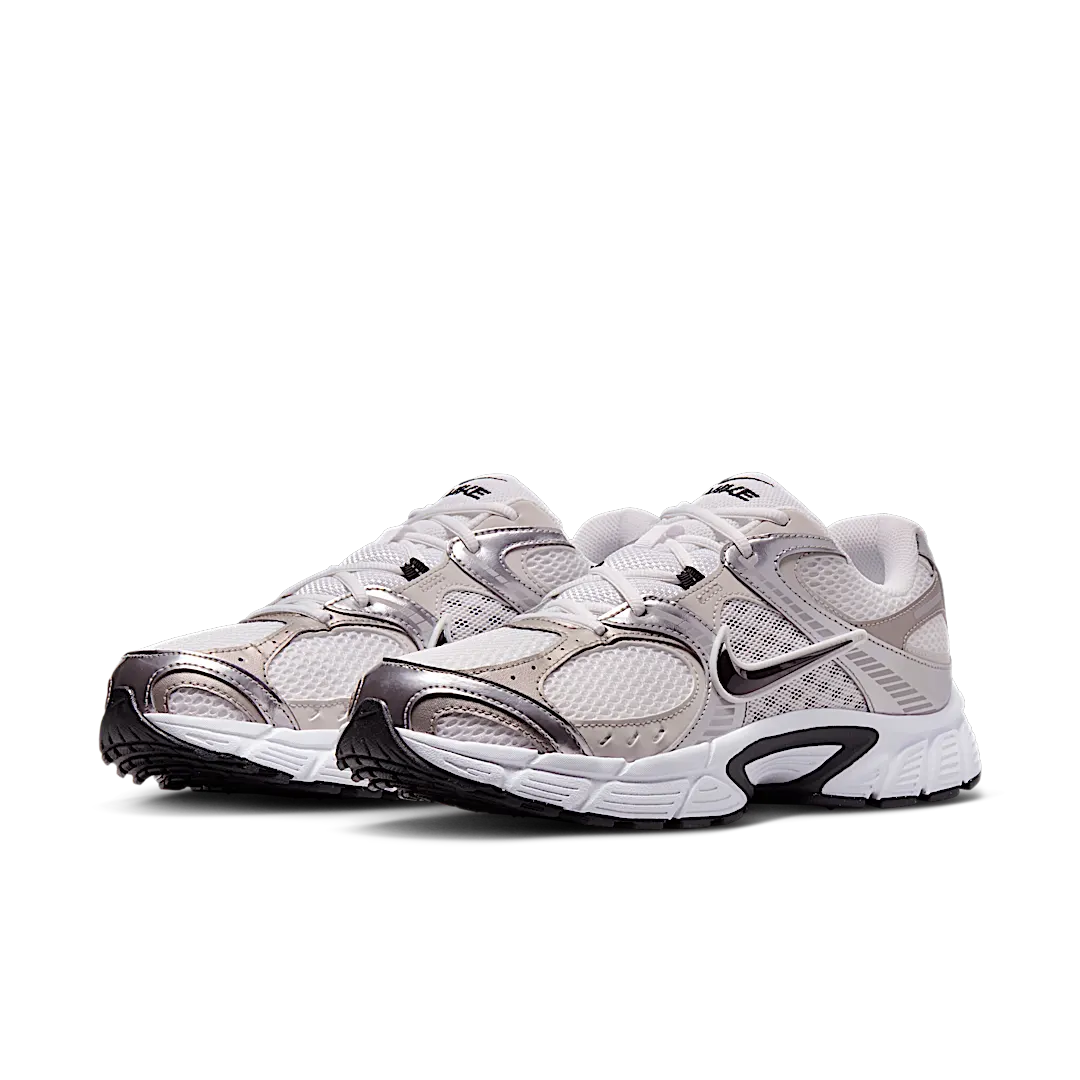 Nike V5 RNR White Vast Grey College Grey Black