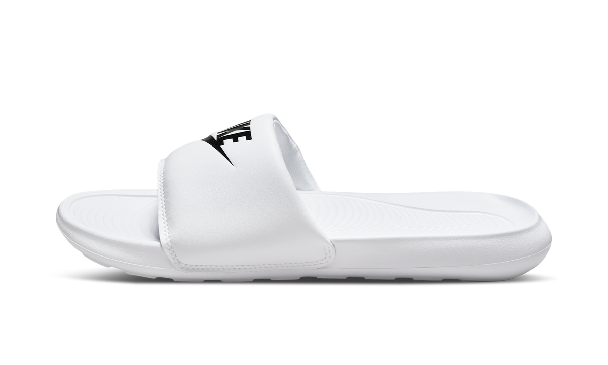 Nike Victori One White Black White